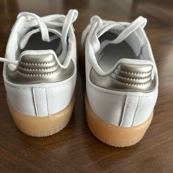 Adidas White and Gray Sneakers with Gum Sole
